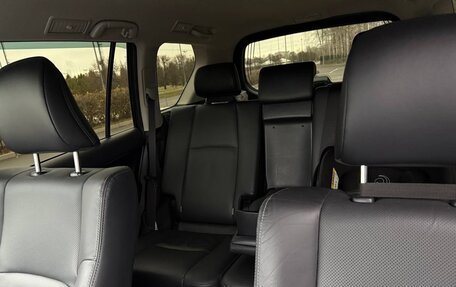 Toyota Land Cruiser Prado 150 рестайлинг 2, 2021 год, 7 800 000 рублей, 11 фотография