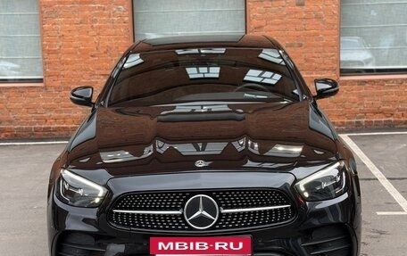 Mercedes-Benz E-Класс, 2020 год, 5 200 000 рублей, 2 фотография