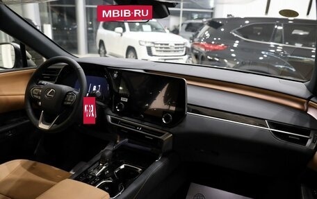 Lexus RX IV рестайлинг, 2025 год, 8 500 000 рублей, 14 фотография