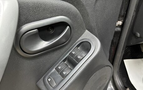 Renault Duster I рестайлинг, 2012 год, 750 000 рублей, 8 фотография