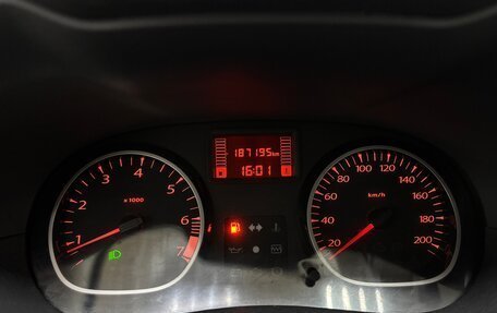 Renault Duster I рестайлинг, 2012 год, 750 000 рублей, 16 фотография