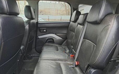 Mitsubishi Outlander III рестайлинг 3, 2008 год, 739 000 рублей, 15 фотография