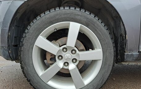 Mitsubishi Outlander III рестайлинг 3, 2008 год, 739 000 рублей, 22 фотография