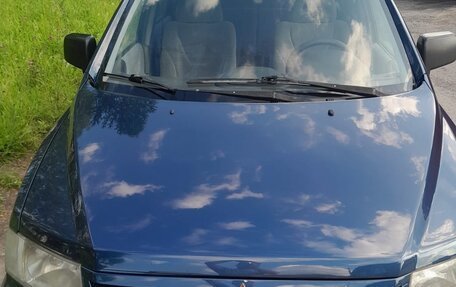 Mitsubishi Space Wagon III, 1999 год, 450 000 рублей, 1 фотография