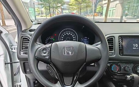 Honda Vezel, 2021 год, 1 267 000 рублей, 11 фотография