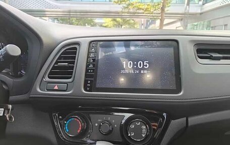 Honda Vezel, 2021 год, 1 267 000 рублей, 14 фотография