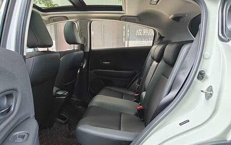 Honda Vezel, 2021 год, 1 267 000 рублей, 12 фотография