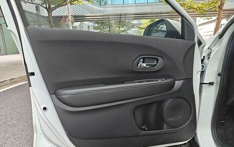 Honda Vezel, 2021 год, 1 267 000 рублей, 19 фотография