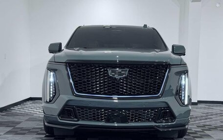 Cadillac Escalade V, 2025 год, 27 692 698 рублей, 2 фотография