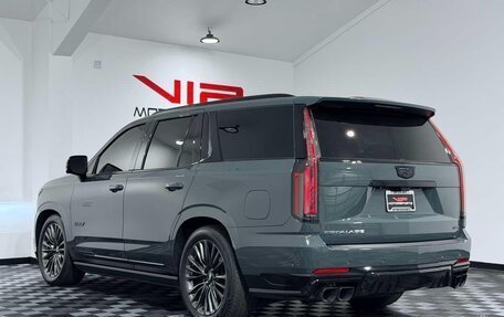 Cadillac Escalade V, 2025 год, 27 692 698 рублей, 4 фотография