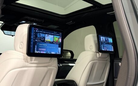 Cadillac Escalade V, 2025 год, 27 692 698 рублей, 13 фотография