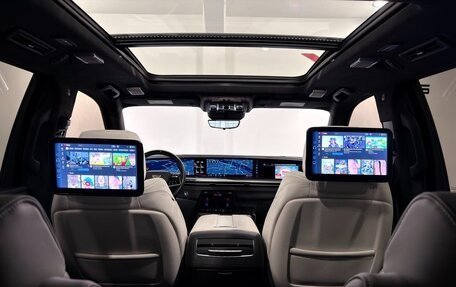 Cadillac Escalade V, 2025 год, 27 692 698 рублей, 25 фотография