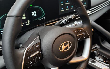 Hyundai Elantra, 2024 год, 2 650 000 рублей, 16 фотография