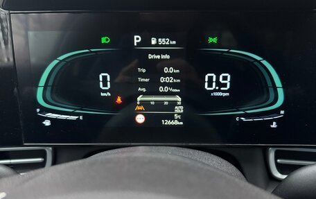 Hyundai Elantra, 2024 год, 2 650 000 рублей, 15 фотография