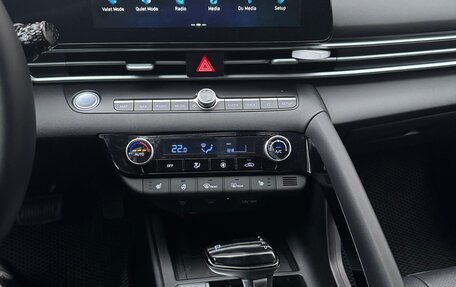 Hyundai Elantra, 2024 год, 2 650 000 рублей, 14 фотография