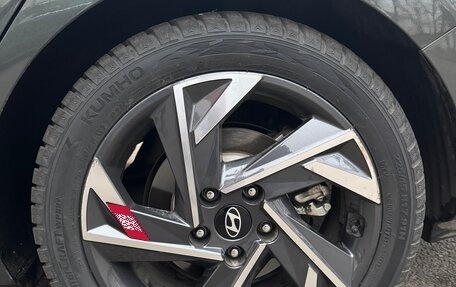 Hyundai Elantra, 2024 год, 2 650 000 рублей, 18 фотография