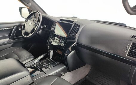 Toyota Land Cruiser 200, 2012 год, 2 950 000 рублей, 13 фотография