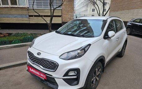 KIA Sportage IV рестайлинг, 2020 год, 2 500 000 рублей, 3 фотография