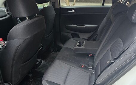 KIA Sportage IV рестайлинг, 2020 год, 2 500 000 рублей, 12 фотография