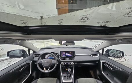 Toyota RAV4, 2025 год, 4 450 000 рублей, 9 фотография