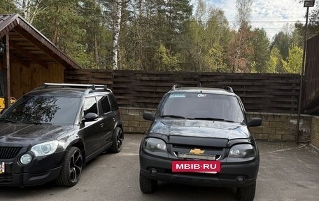 Chevrolet Niva I рестайлинг, 2010 год, 600 000 рублей, 2 фотография