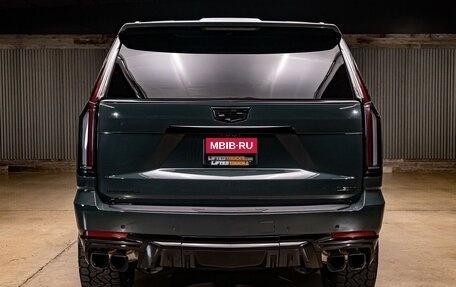 Cadillac Escalade V, 2025 год, 29 231 216 рублей, 4 фотография