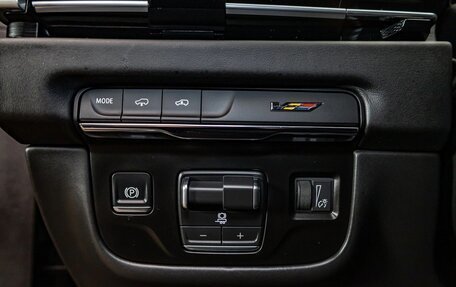 Cadillac Escalade V, 2025 год, 29 231 216 рублей, 18 фотография