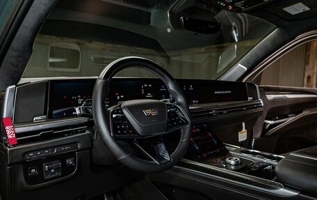 Cadillac Escalade V, 2025 год, 29 231 216 рублей, 14 фотография