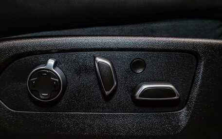 Cadillac Escalade V, 2025 год, 29 231 216 рублей, 29 фотография