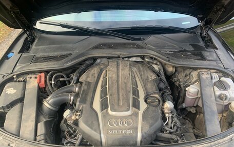 Audi A8, 2014 год, 1 400 000 рублей, 13 фотография