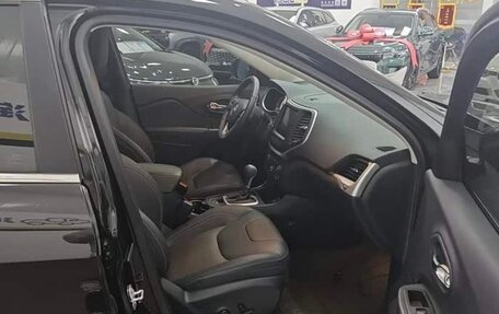 Jeep Cherokee, 2021 год, 1 950 000 рублей, 7 фотография