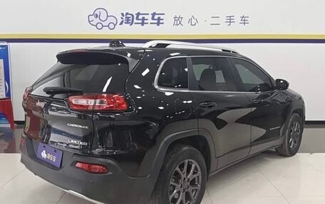 Jeep Cherokee, 2021 год, 1 950 000 рублей, 3 фотография