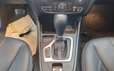 Jeep Cherokee, 2021 год, 1 950 000 рублей, 15 фотография