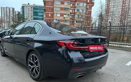 BMW 5 серия, 2022 год, 6 900 000 рублей, 4 фотография