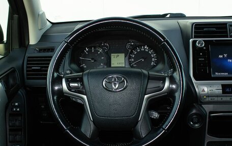 Toyota Land Cruiser Prado 150 рестайлинг 2, 2020 год, 5 600 000 рублей, 24 фотография