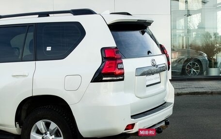 Toyota Land Cruiser Prado 150 рестайлинг 2, 2020 год, 5 600 000 рублей, 20 фотография