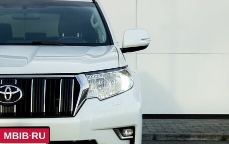 Toyota Land Cruiser Prado 150 рестайлинг 2, 2020 год, 5 600 000 рублей, 21 фотография