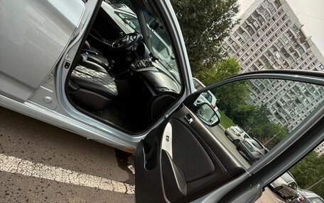 Hyundai Solaris II рестайлинг, 2011 год, 430 000 рублей, 13 фотография