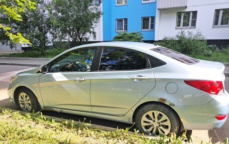 Hyundai Solaris II рестайлинг, 2011 год, 430 000 рублей, 12 фотография