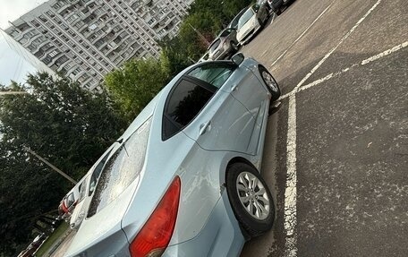 Hyundai Solaris II рестайлинг, 2011 год, 430 000 рублей, 25 фотография