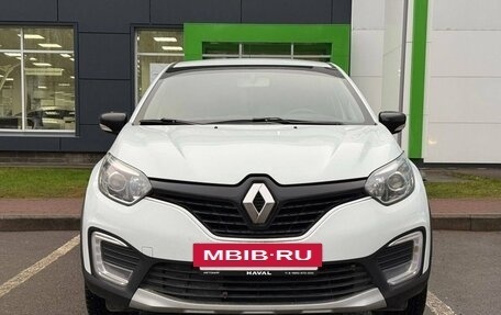 Renault Kaptur I рестайлинг, 2017 год, 1 286 000 рублей, 2 фотография