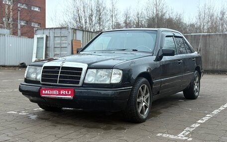 Mercedes-Benz W124, 1989 год, 235 000 рублей, 1 фотография