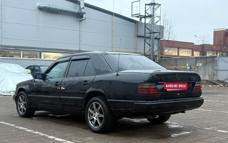 Mercedes-Benz W124, 1989 год, 235 000 рублей, 7 фотография