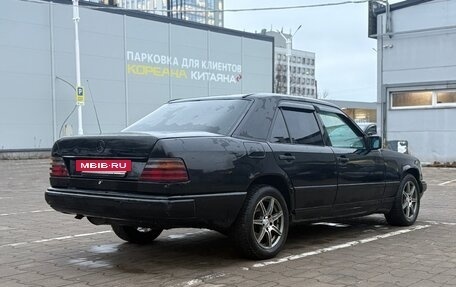 Mercedes-Benz W124, 1989 год, 235 000 рублей, 5 фотография