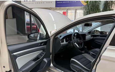 Volkswagen Bora, 2022 год, 1 925 000 рублей, 7 фотография