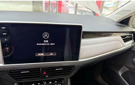 Volkswagen Bora, 2022 год, 1 925 000 рублей, 10 фотография