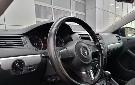 Volkswagen Jetta VI, 2012 год, 939 000 рублей, 5 фотография