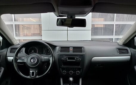 Volkswagen Jetta VI, 2012 год, 939 000 рублей, 7 фотография