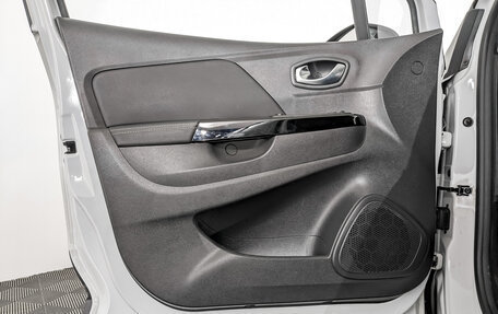 Renault Kaptur I рестайлинг, 2021 год, 1 645 000 рублей, 19 фотография