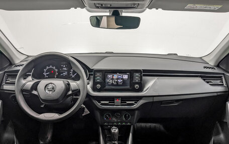 Skoda Rapid II, 2021 год, 1 265 000 рублей, 13 фотография